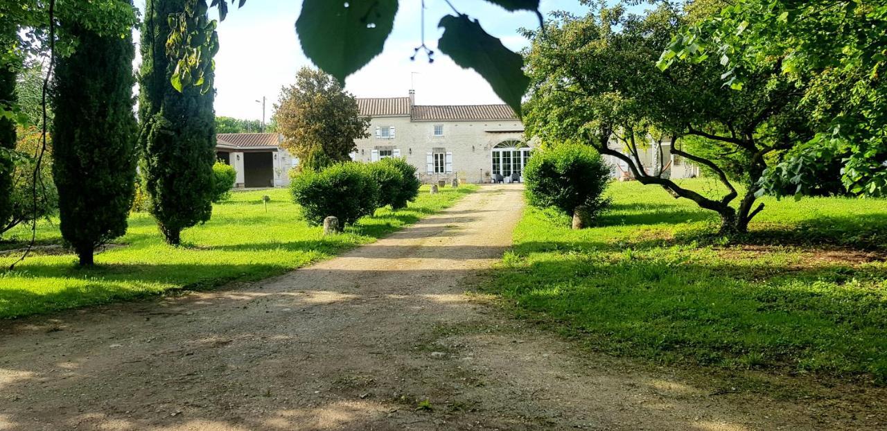 La Revetizon Bed & Breakfast Siecq Eksteriør bilde