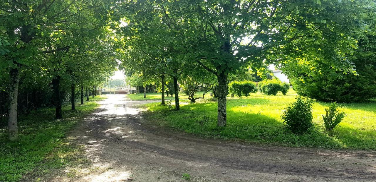 La Revetizon Bed & Breakfast Siecq Eksteriør bilde