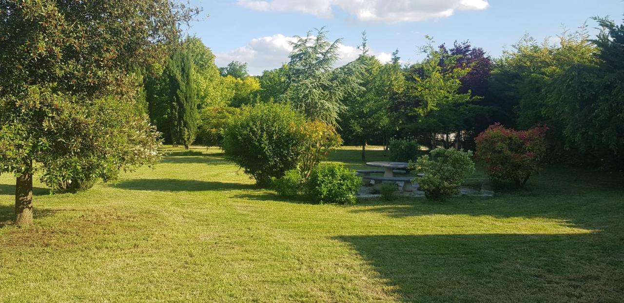 La Revetizon Bed & Breakfast Siecq Eksteriør bilde